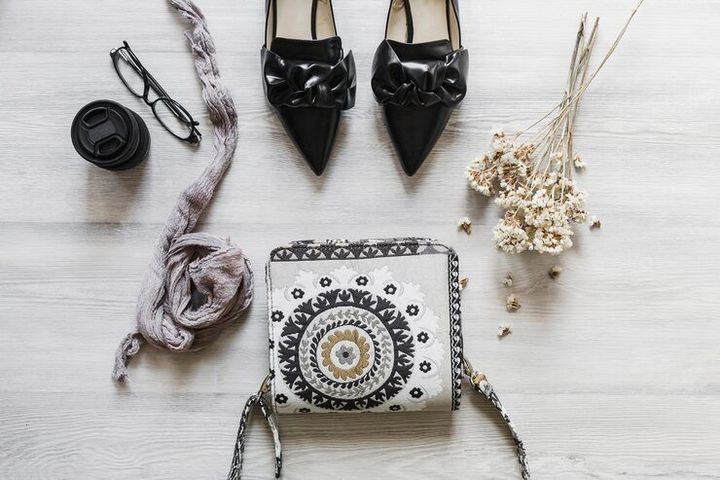 Fashion Accessories Details: Key Categories, Design Features, Styling Methods and Fashion Trends