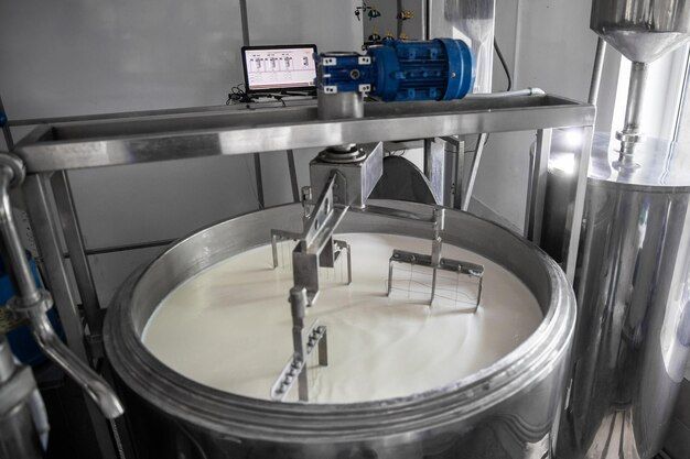 Dairy Processing Equipment Insights: Machinery, Processing Methods, Quality Control and Industry Practices