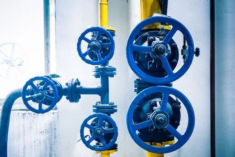 How Industrial Sensors Quietly Power the Modern Smart Factory