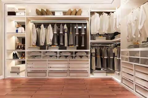 Discover Bedroom Closet Designs: Insights, Details, and Smart Space Suggestions
